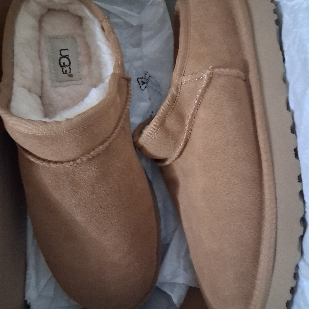 UGG Tan Suede Slippers - Picture 11 of 16
